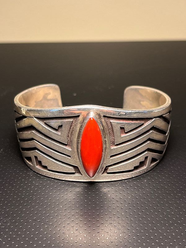 VINTAGE RARE HOPI VICTOR COOCHWYTEWA SILVER OVERLAY CORAL CUFF (item  #1472965)