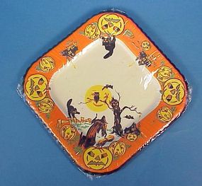 Vintage Halloween Party Paper Plate