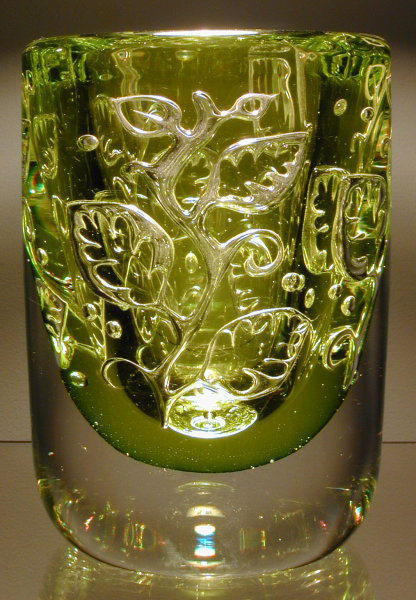 Orrefors Ariel Vase by Olle Alberius