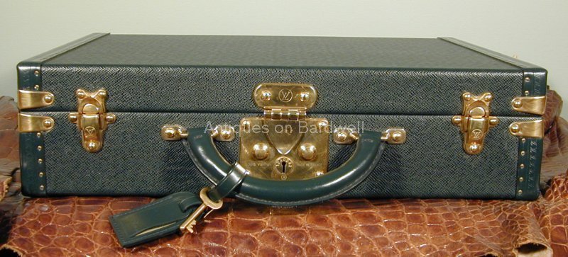 Louis Vuitton LV Taiga Green Leather President Classeur Hard Briefcase Bag