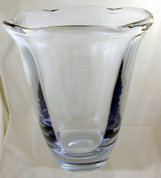 Strombergshyttan Large Wave-Edge Vase