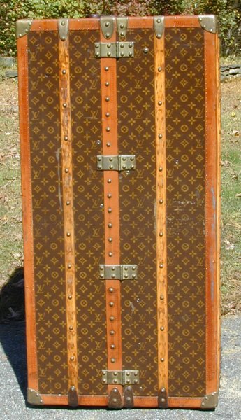 Louis Vuitton Wardrobe Trunk - Gorgeous!