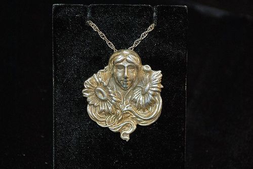 Art Nouveau Sterling Silver Necklace