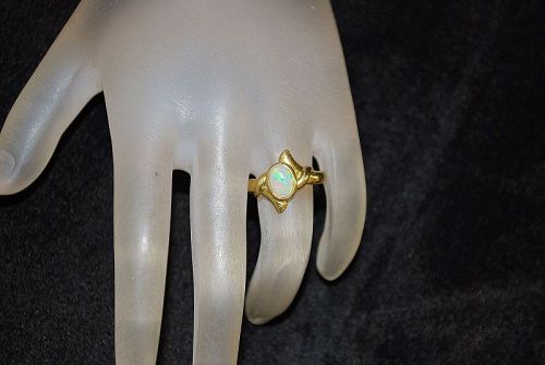 18K Art Nouveau Opal Ring, c. 1910