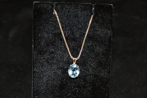 14K Aquamarine Pendant on Chain