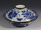 CHINESE VIETNAMESE MARKET B/W BOWL AND COVER 19thC