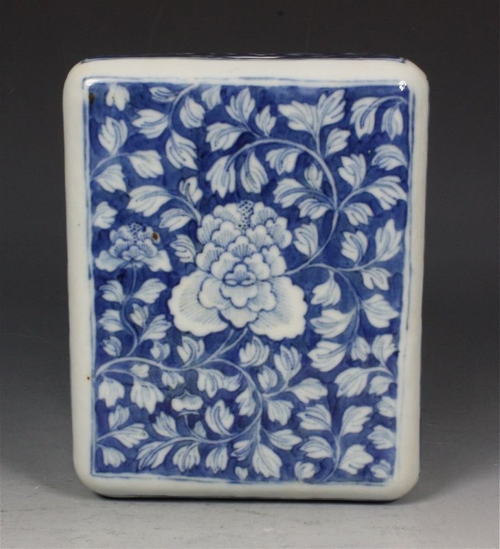 CHINESE BLUE AND WHITE PILLOW 19THC