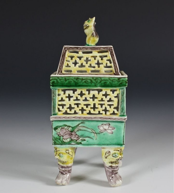 CHINESE FAMILLE VERTE BISCUIT CENSER 19THC