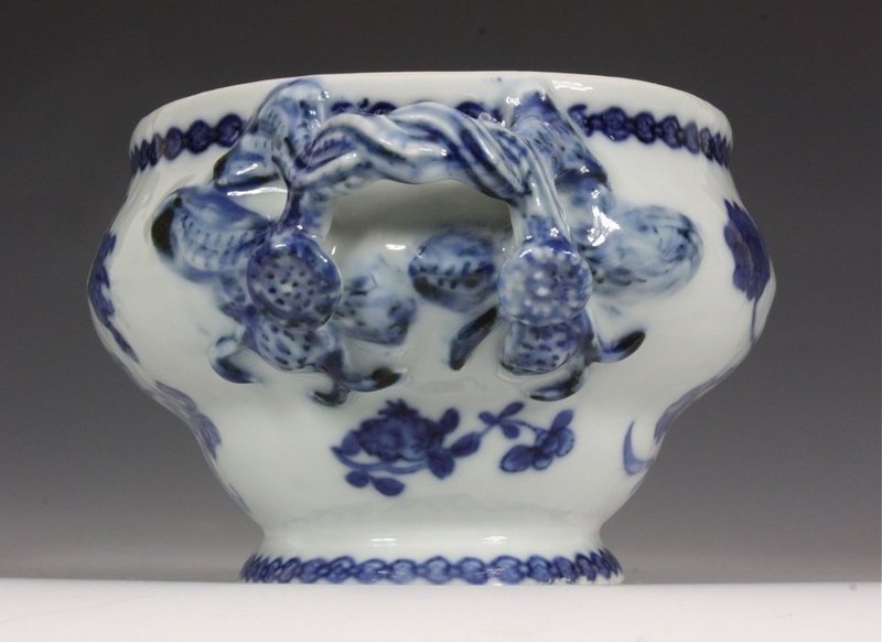 Chinese Blue and White Sauce Tureen and Cover Qianlong