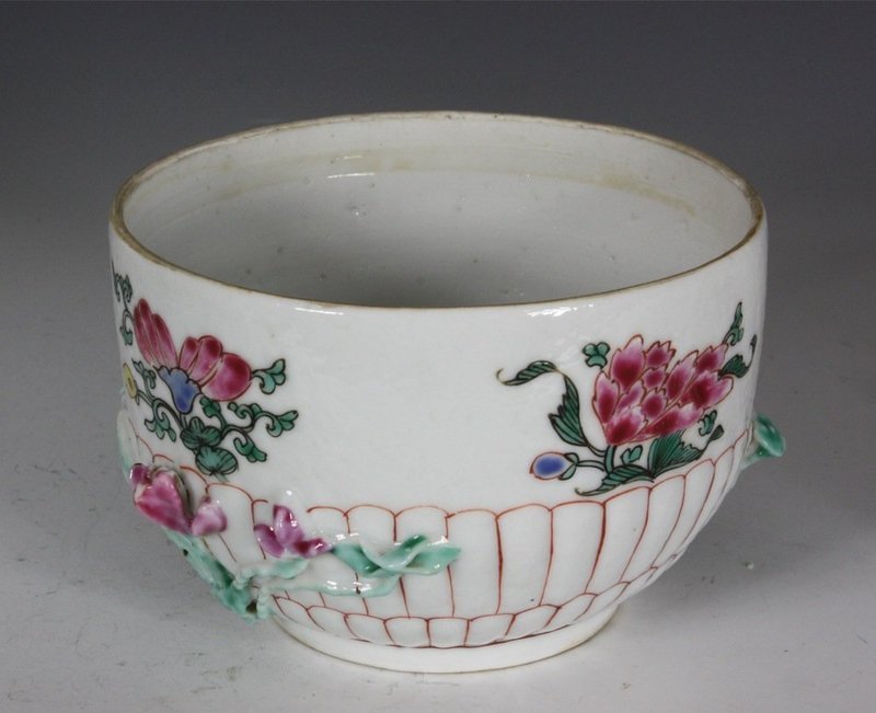 CHINESE FAMILLE ROSE SUGAR BOWL AND COVER YONGZHENG