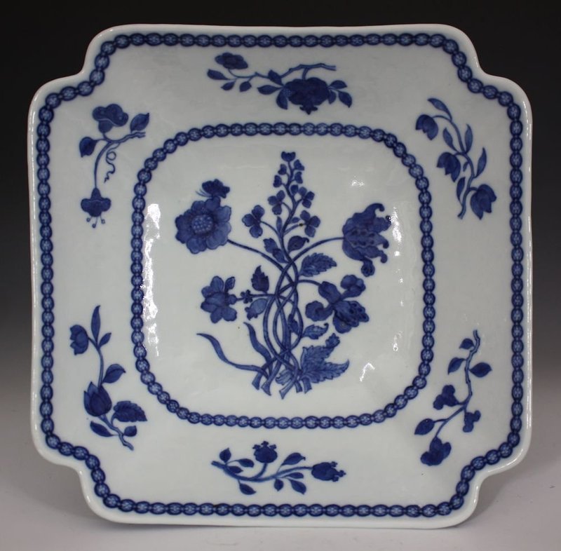 CHINESE BLUE AND WHITE SQUARE BOWL QIANLONG