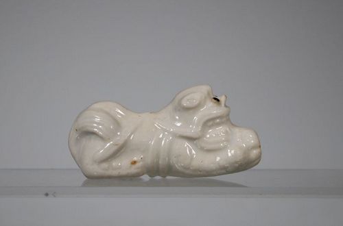A Chinese Porcelain Dog of Fo Snuff Bottle 19thC