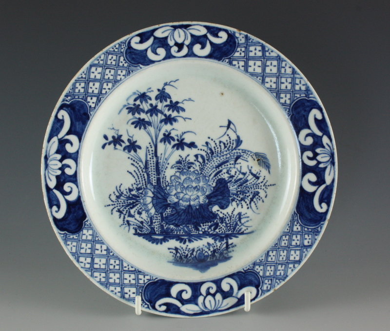 Bow Blue and White Plate C1760/5