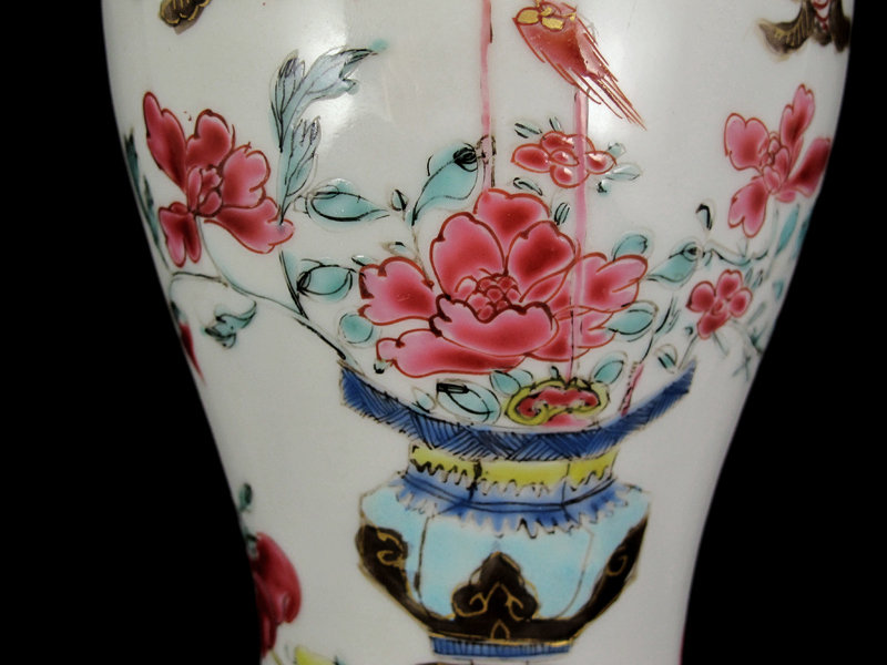 18th c. Yongzheng Famille Rose Covered Baluster Vase