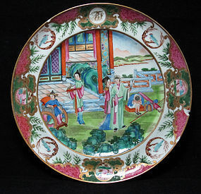 EARLY 19TH C JIAQING CANTON FAMILLE ROSE FIGURAL PLATE