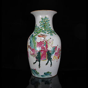 DAOGUANG / TONGZHI FAMILLE ROSE QILIN & BOYS VASE