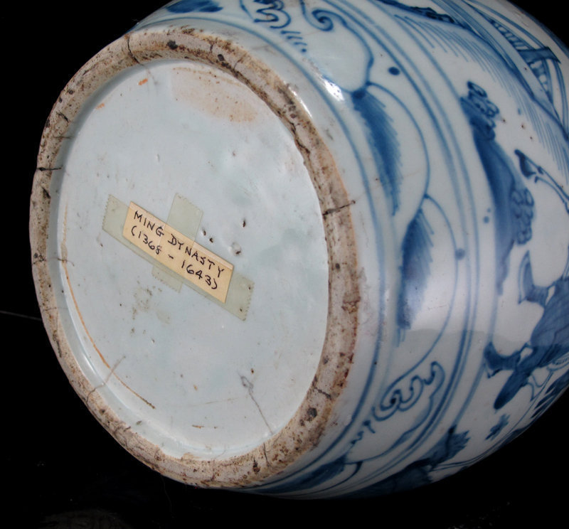 EXCEPTIONAL 16TH C MING WANLI BLUE &amp; WHITE GUANYIN JAR