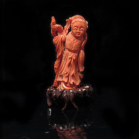 19TH - EARLY 20TH C CARVED NATURAL CORAL FIGURE
