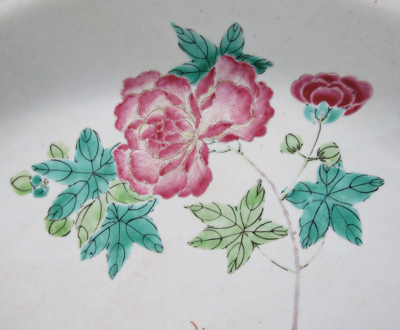 18TH YONGZHENG FAMILLE ROSE FLORAL CHARGER DISH