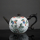 18TH C KANGXI WUCAI FAMILLE VERTE PEWTER MOUNTED TEAPOT