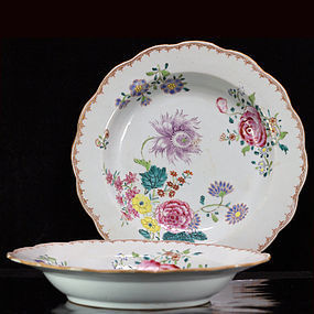 18TH C QIANLONG FAMILLE ROSE FLORAL EXPORT PLATES