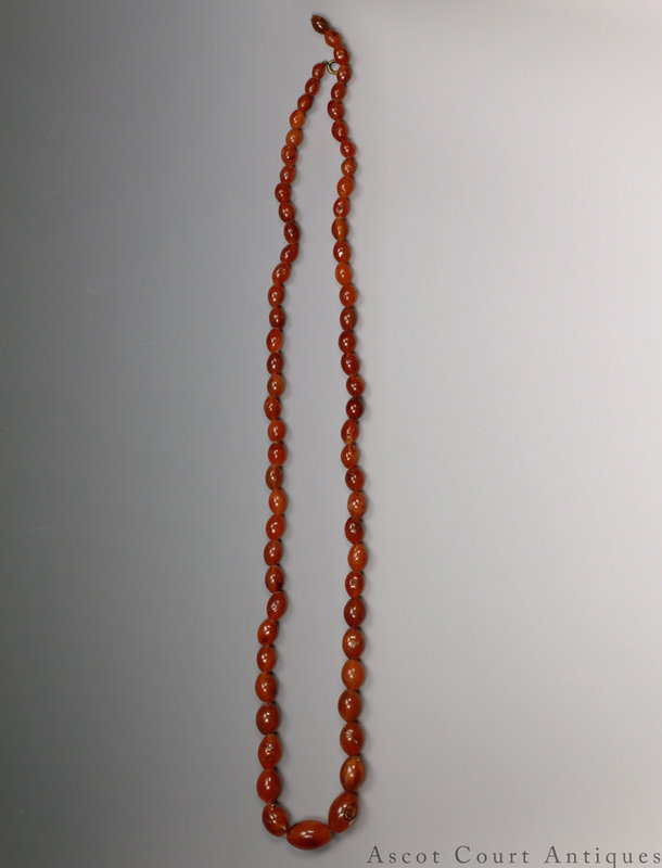 156.3 g ANTIQUE STRING OF OLD CARNELIAN RED AGATE BEA