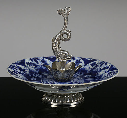 18TH C KANGXI BLUE AND WHITE SILVER MOUNTED PLATE / CAKE STAND