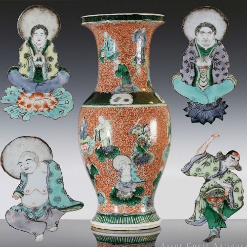 19TH C QING FAMILLE VERTE 18 LUOHAN BALUSTER PORCELAIN VASE