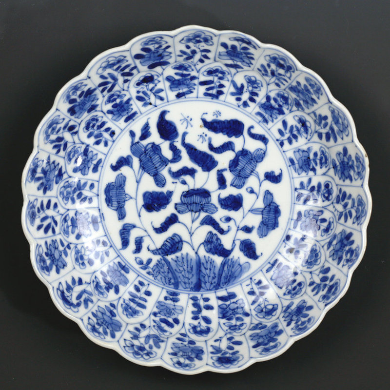 c. 1700 Kangxi Blue and White Lobed Floral Porcelain Dish