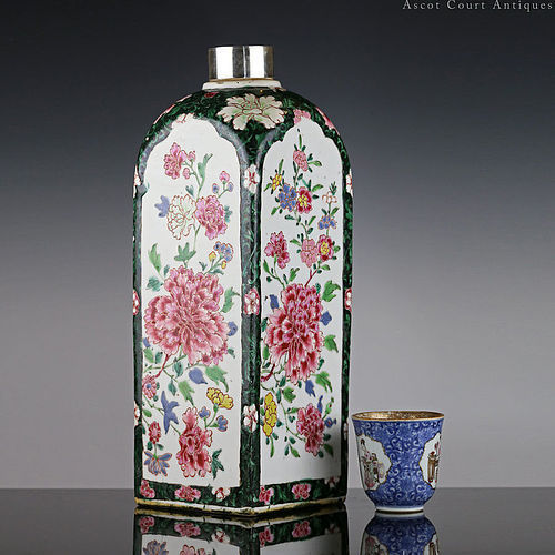 Yongzheng Famille Rose Porcelain Square Vase with Floral Panels