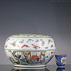 Late Qing Guangxu Famille Rose Hundred Boys Porcelain Covered Box