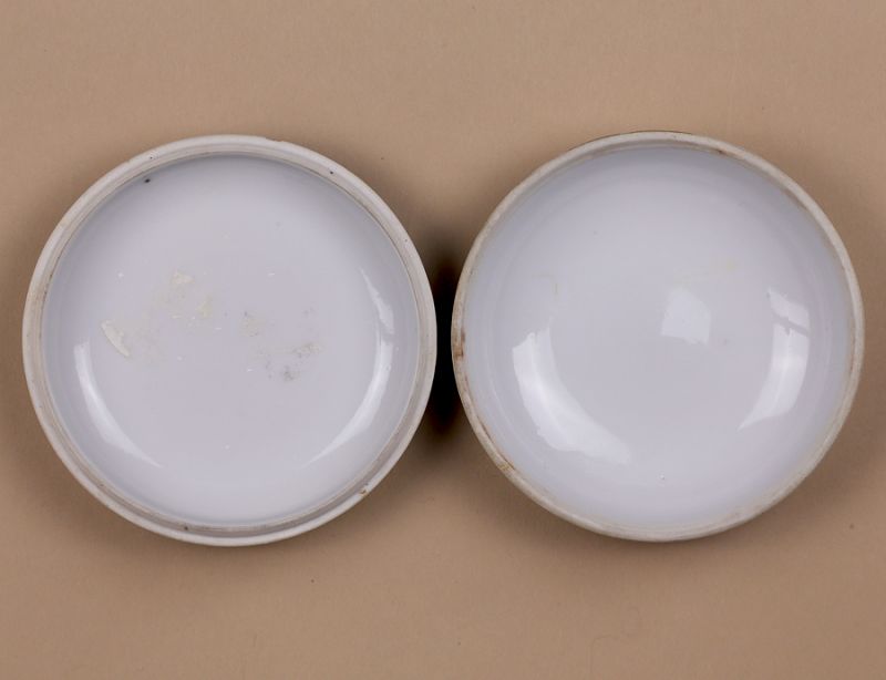 Late Qing Republic Blue and White Porcelain Paste Box Qianlong