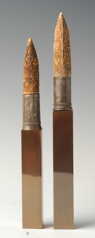 19th Century, A Pair of Burmese Ivory Knife Handles