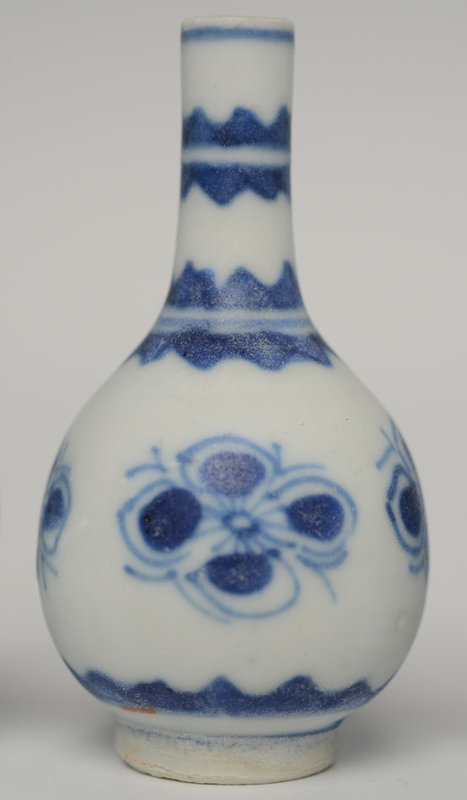 Early 18th C., Chinese Blue and White Miniature Jarlet