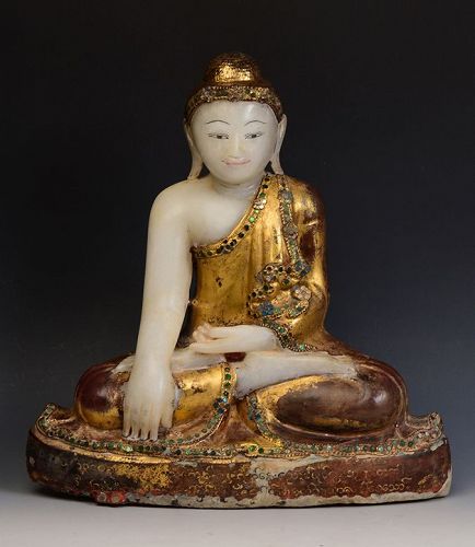 19th Century, Mandalay, Burmese Alabaster Seated Buddha