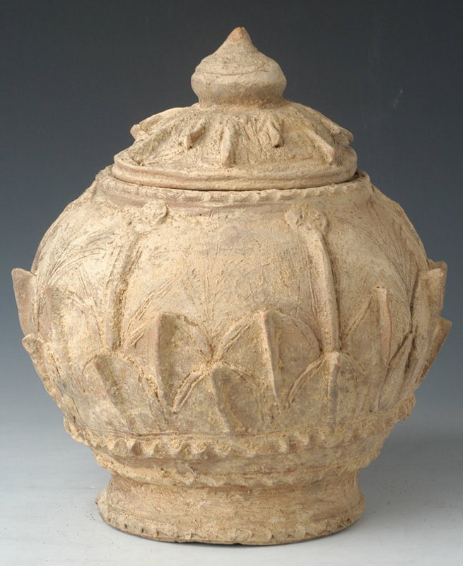 Five Dynasties, Rare Chinese Pottery Incised Jar