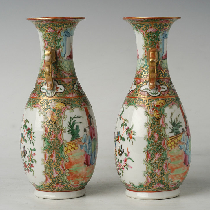 A Pair of Chinese Export Rose Medallion Vases