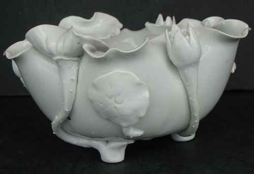 Chinese Dehua Lotus Bowl