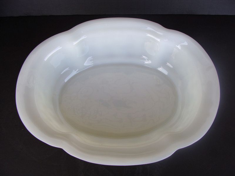 Chinese Peking Glass Bowl