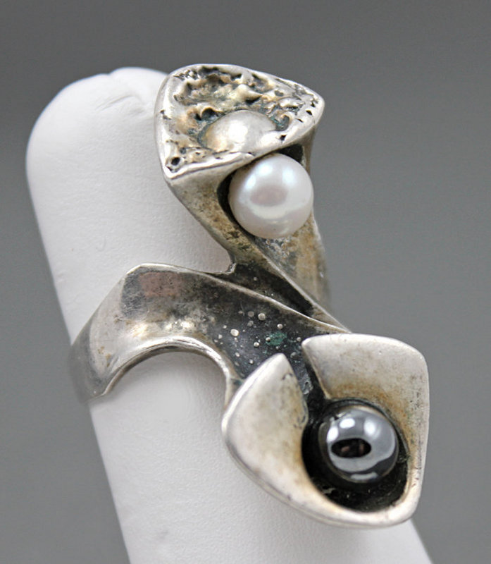 Modernist Artisan Sterling Ring - Pearl and Hematite