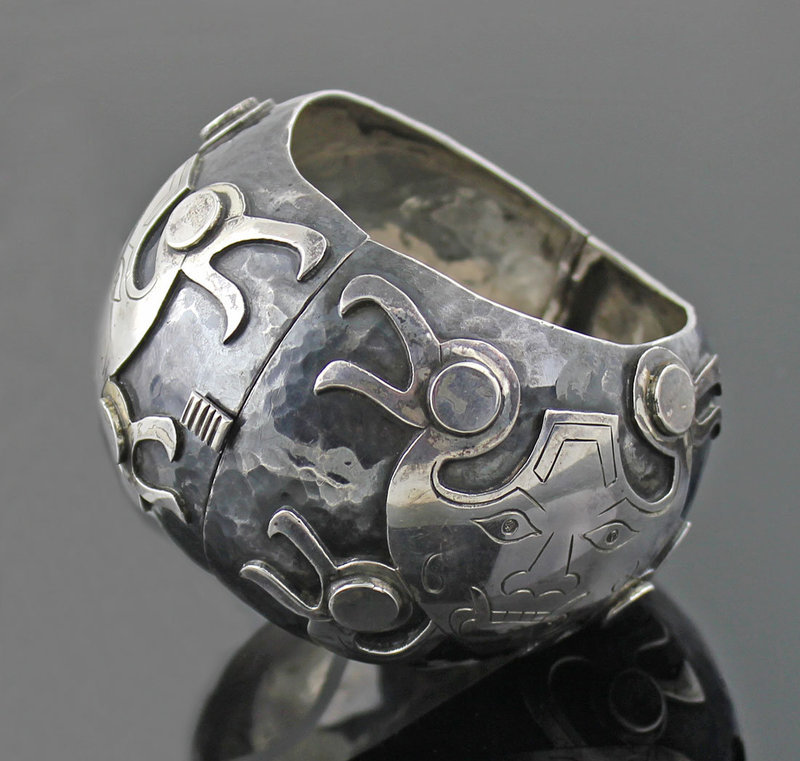 Graziella Laffi Sterling Silver Hinged Bracelet Peru