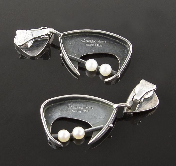 Janiye Modernist Sterling and Pearl Earrings Japan Boston