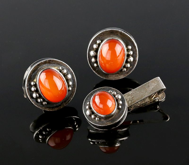 James Frappe Modernist Sterling and Carnelian Cuff Links Tie Bar