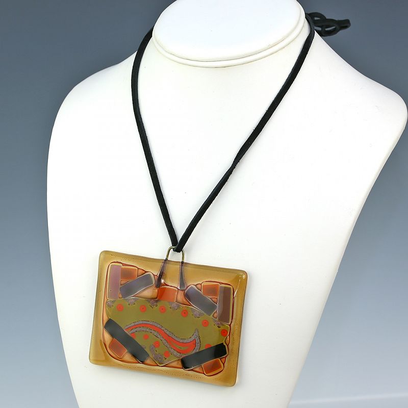 Michael and Frances Higgins Art Glass Pendant⁠ Mid 20th century