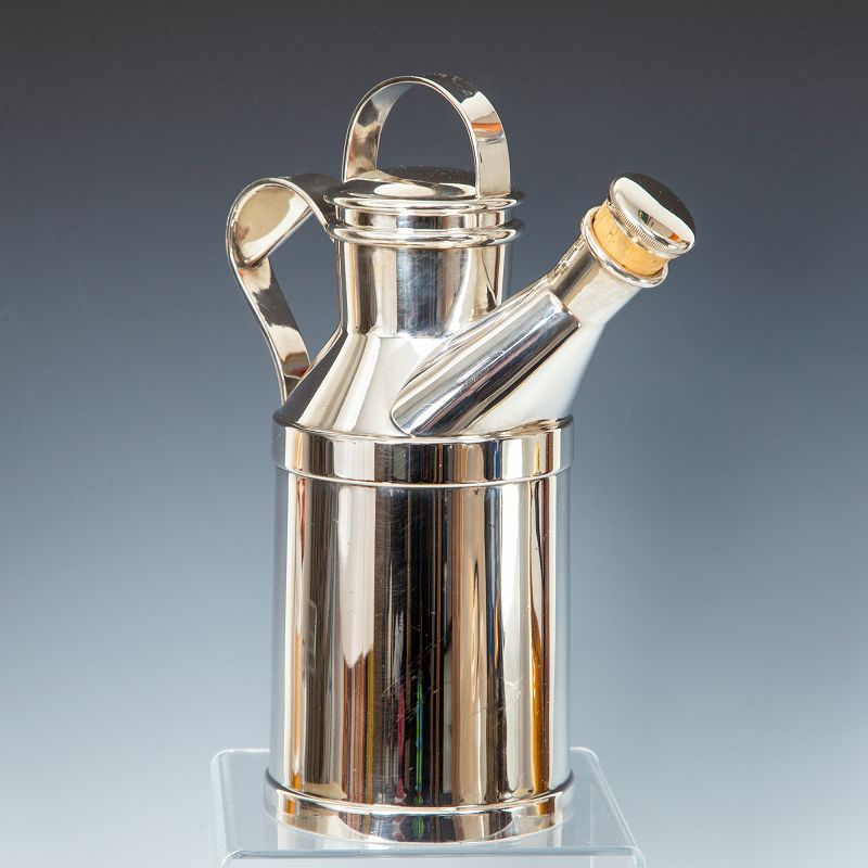 Reed and Barton Silver Plate Cocktail Shaker 32 oz Art Deco