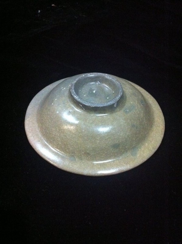 A Southern Song Dynasty Guan Type celadon washer