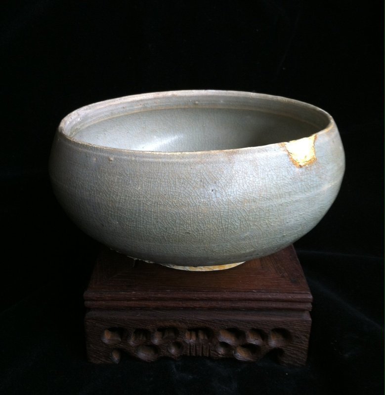 Northern Song era celadon Alms bowl