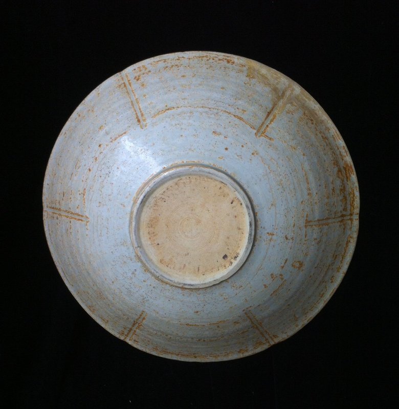 Chinese Ying Ching Qingbai glaze Song period big plate