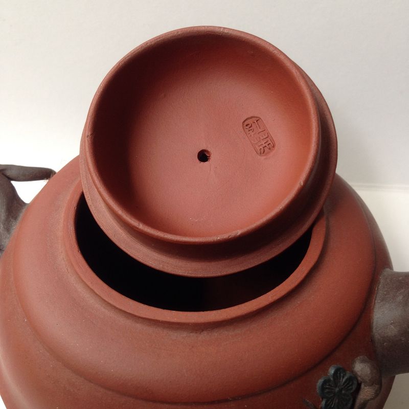 Chinese Yixing red clay teapot