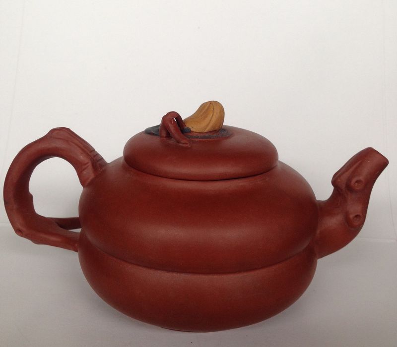 Chinese Yixing teapot